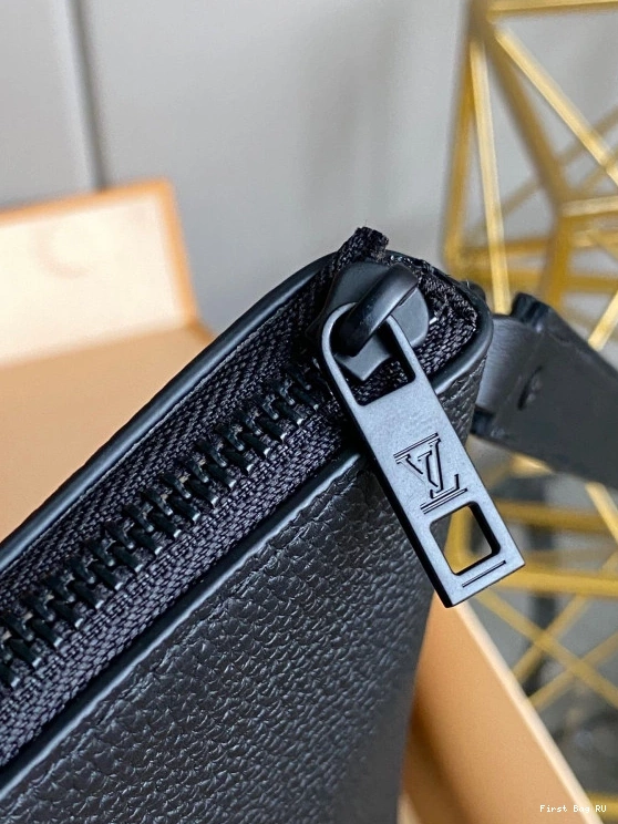 Firstbags ru review VUITTON POUCH LOUIS IPAD 0730
